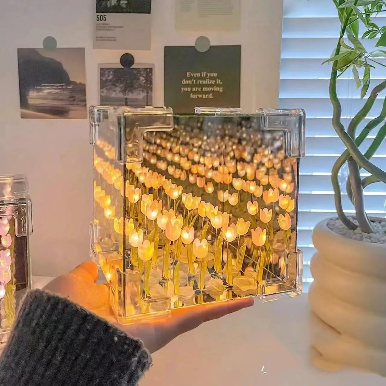 Luz de tulipa cubo
